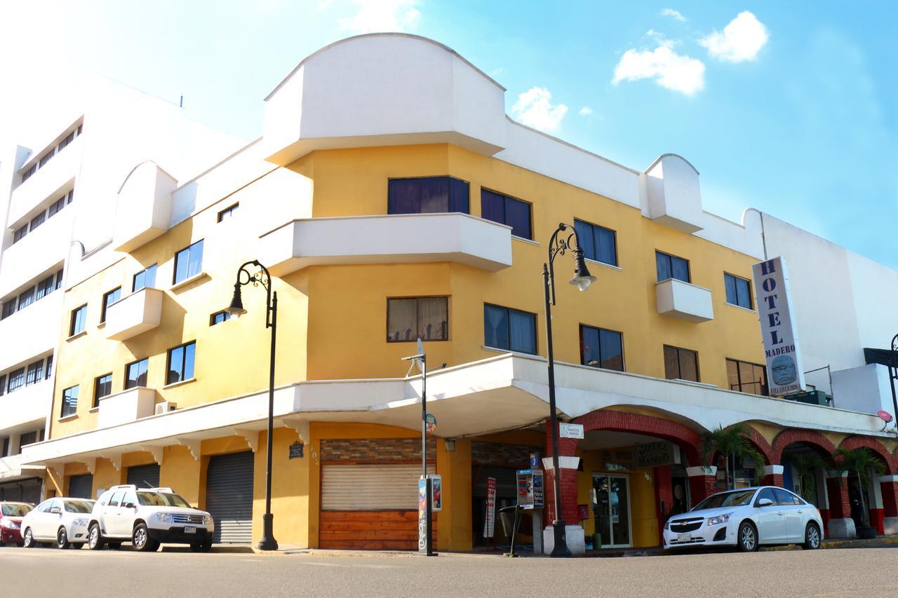 Hotel Madero Villahermosa Buitenkant foto